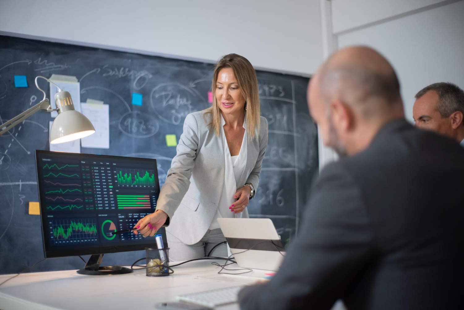 Examining the role of robo-advisors in modern asset management